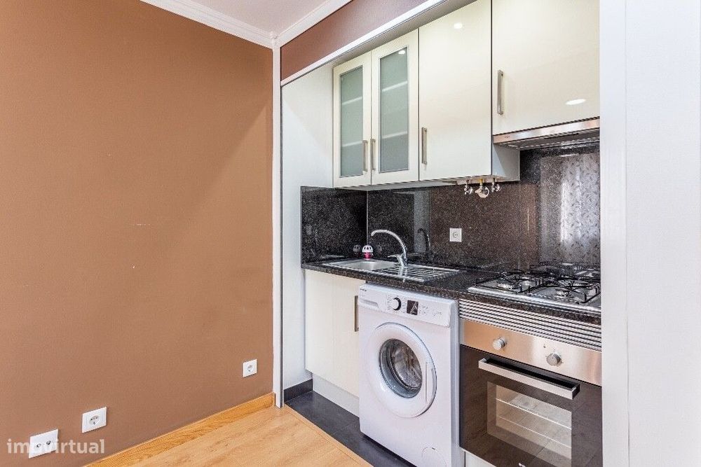 T0 remodelado em Corroios