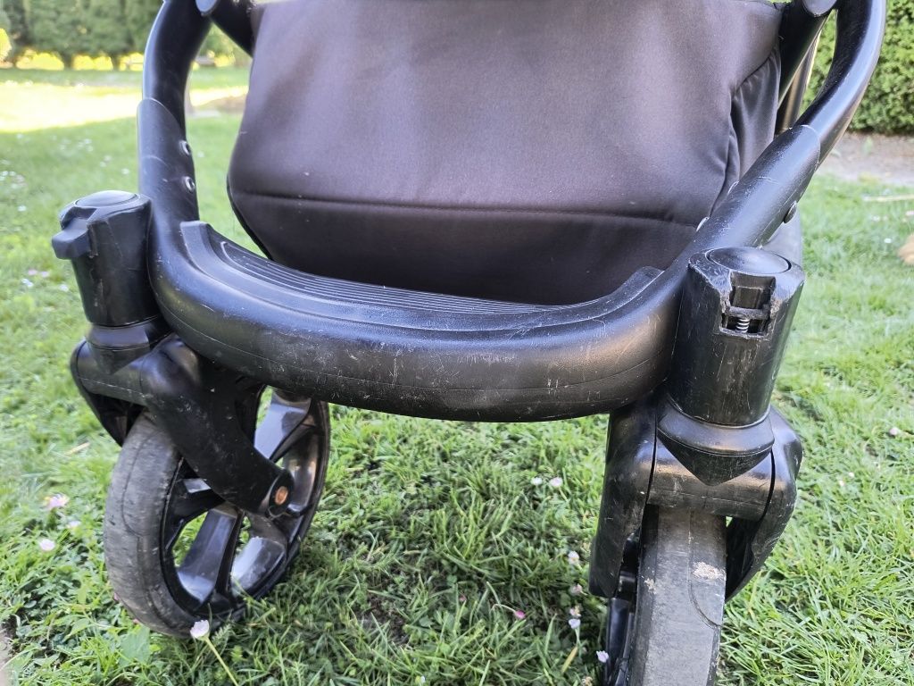 Wózek Roan Bass Soft 2w1 spacerówka gondola