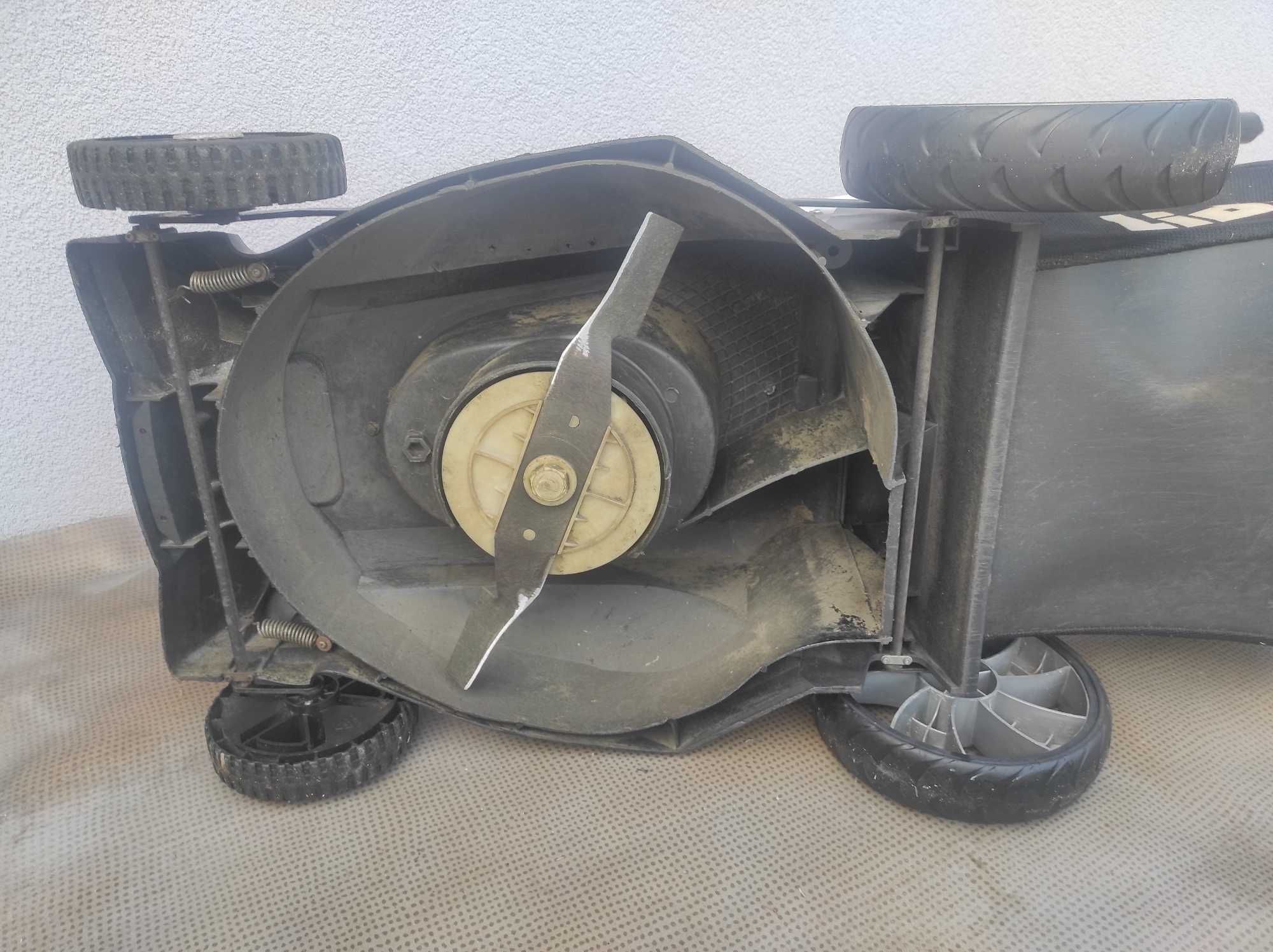 Kosiarka elektryczna Lider GTK 2000 Watt . 42 cm.
