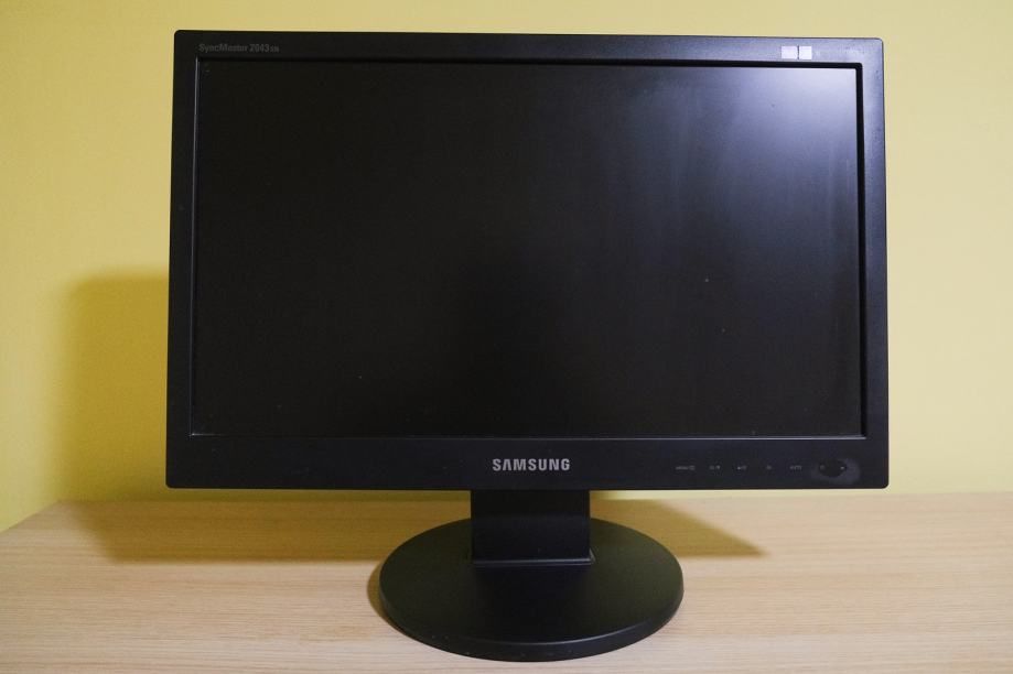 Монитор 20" Samsung SM 2043SN   Качество !