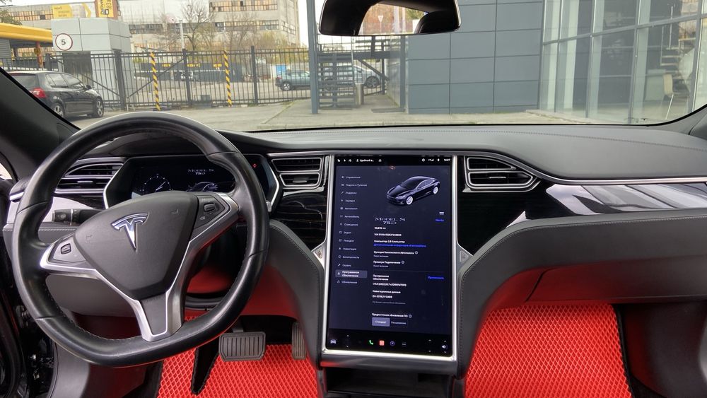 Продам Тесла S 75 D полный привод