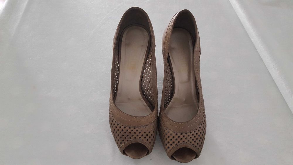 Sapatos pretos em pele - 36