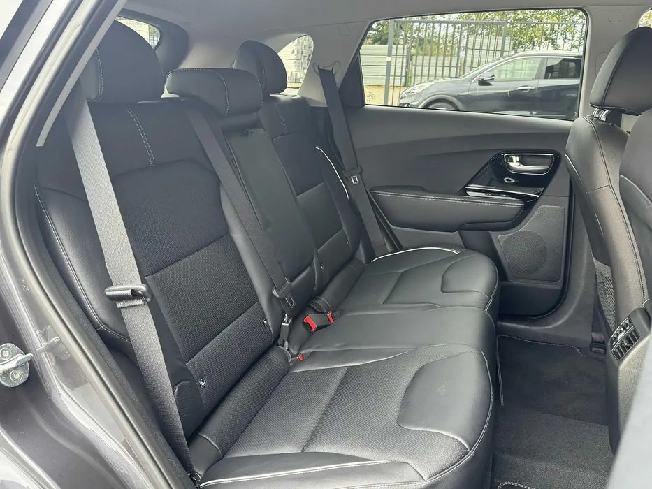 Kia e-Niro      2020