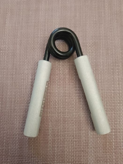 Эспандер кистевой Heavy Grip 300 LBS, original.