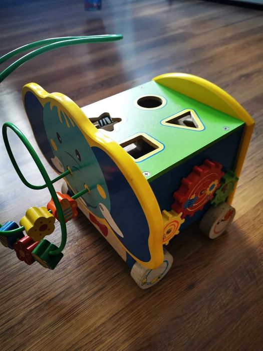 Drewniana zabawka – słoń,