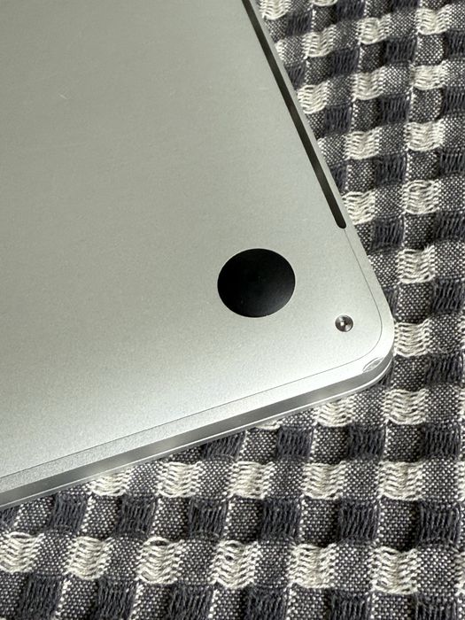 MacBook Pro 16” 2019 , i7 ,16 GB , SSD 500 GB