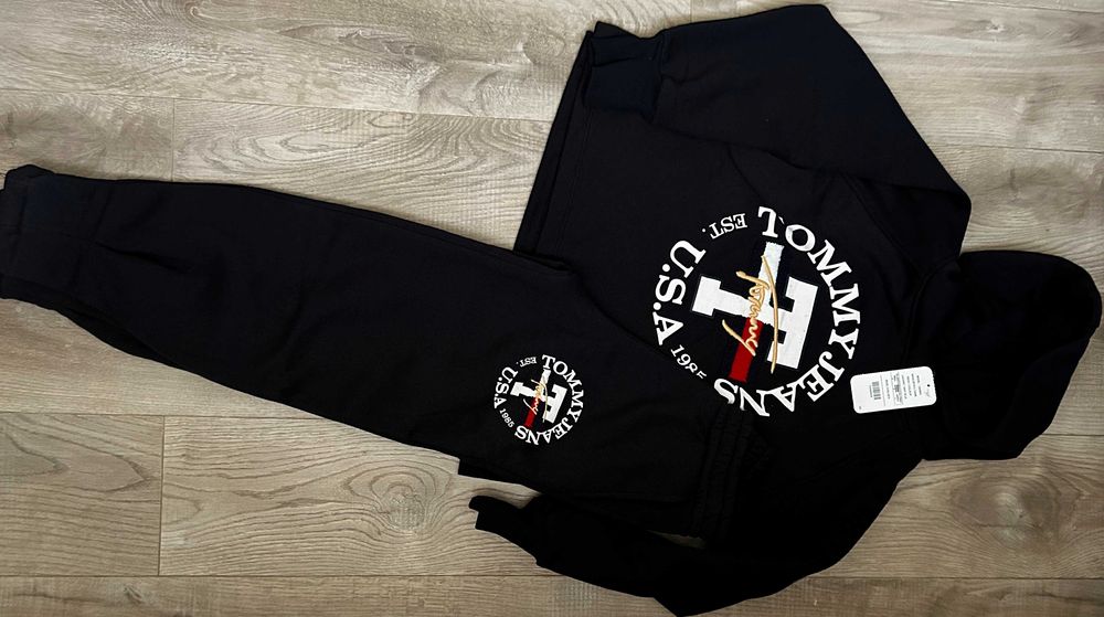 Костюм Tommy Hilfiger Томми Хилфигер