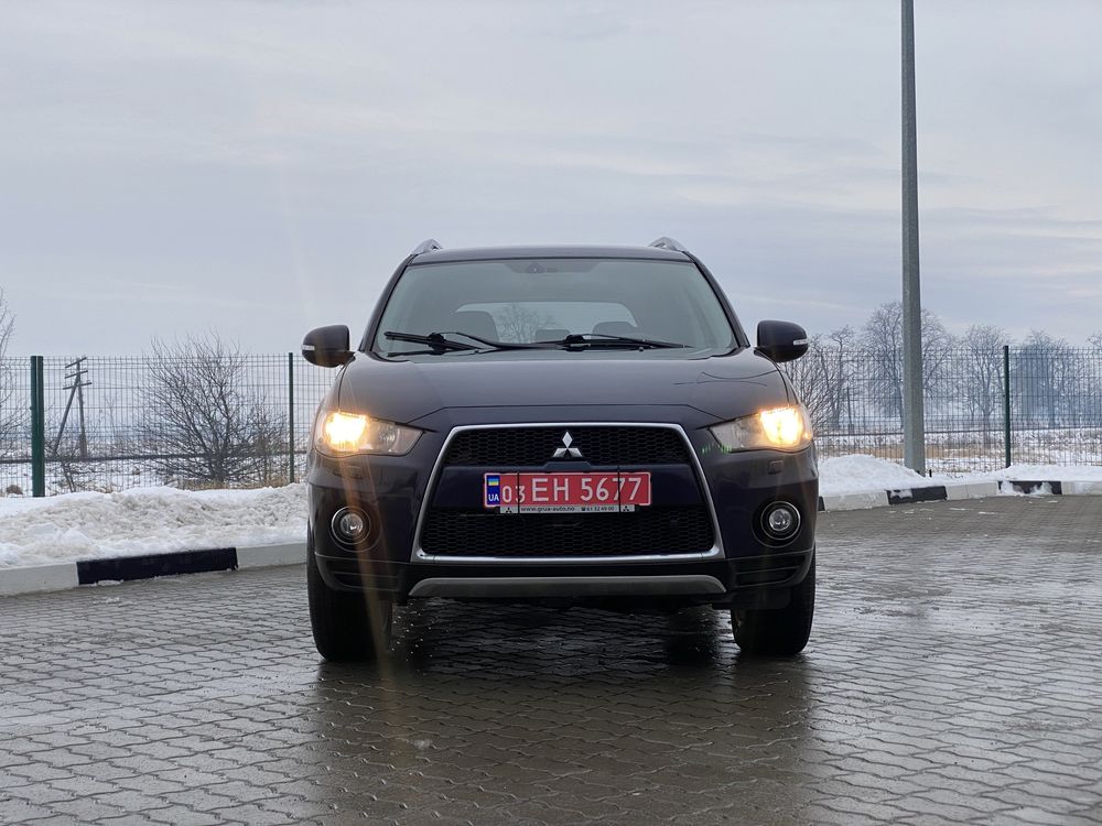 mitsubishi outlender 2,2 2011р (кроссовер,мітсубісі,аутлендер,rav4)