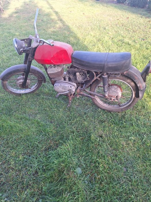 Unikat,CEZET 125,rok1985