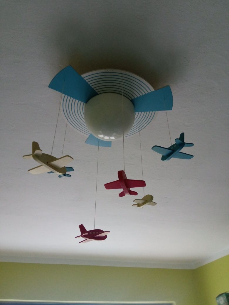 Lampa do pokoju dziecięcego, chłopięcego