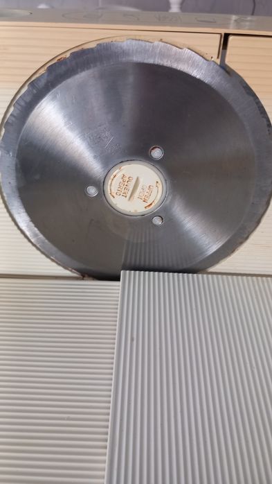 Maquina cortar fiambre  , queijo , mortandela ,