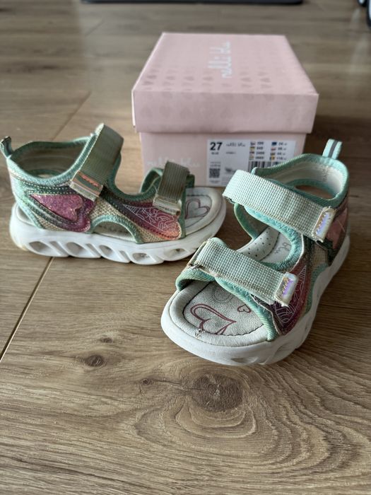 Sandałki dziewczęce Nelli Blu świecące r.27 sandały na rzep