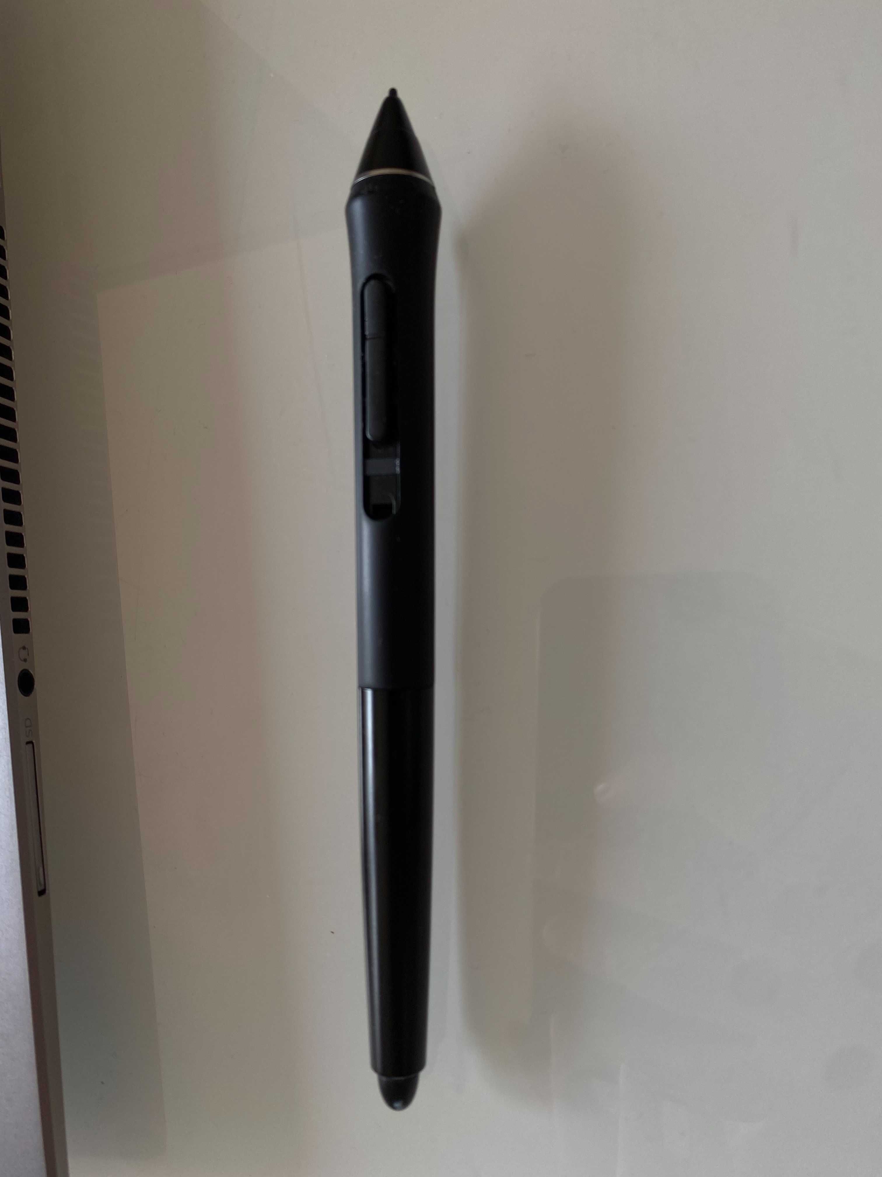 Tablet graficzny WACOM Cintiq 16