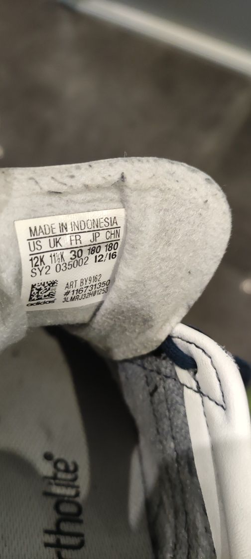 Buty dla chłopca.  Rozmiar 30 sandały, adidasy Zara, Adidas Gazelle