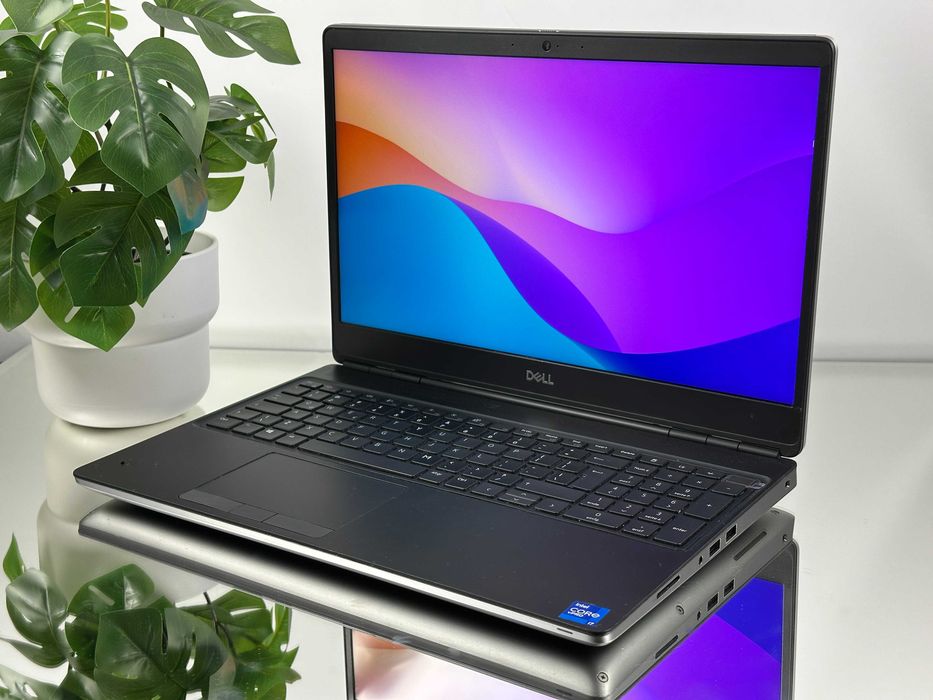 Mobilna Potęga Dell Precision 7560 i7 32GB 1TB Nvidia FHD 15,6 Mistrz