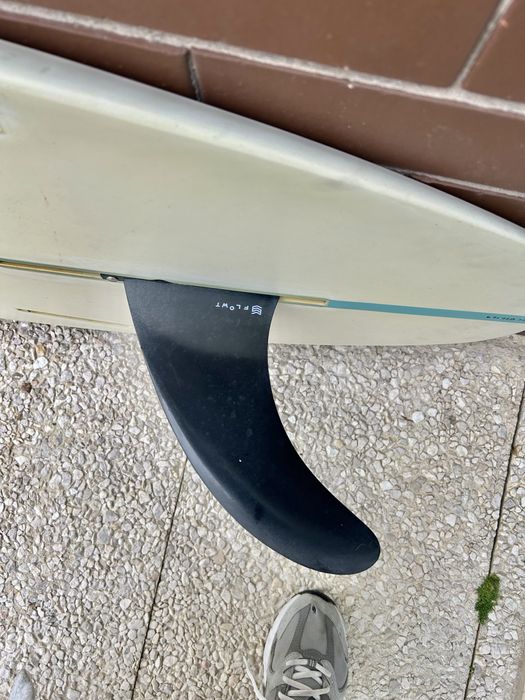 Longboard Flowt 9.2 + saco + quilha