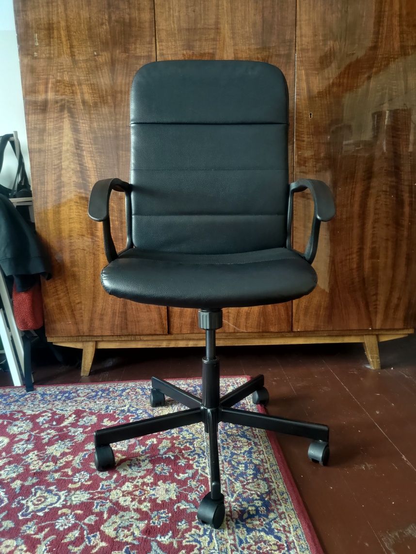 Fotel biurowy Krzesło biurowe Ikea Remberget