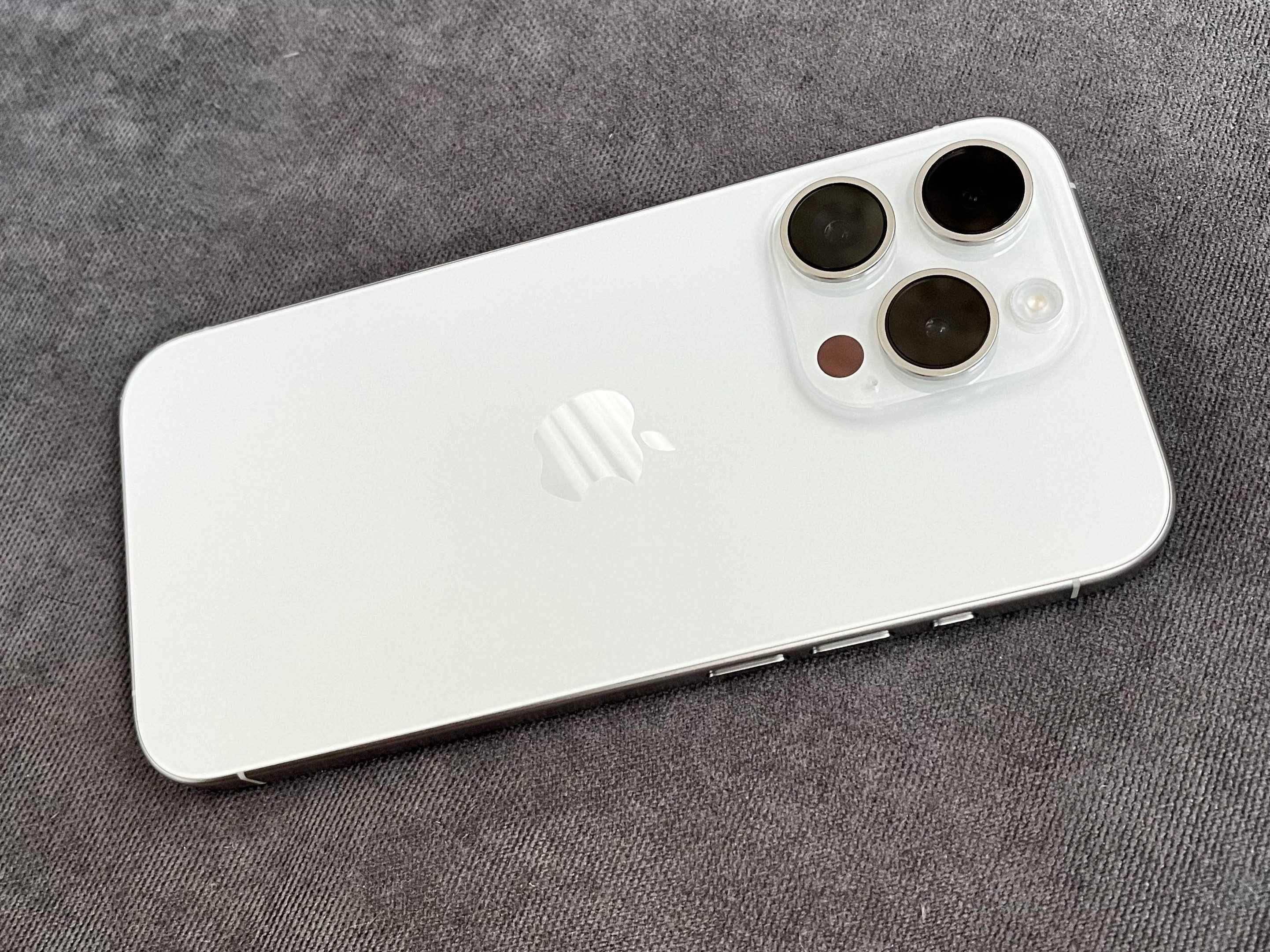 iPhone 15 Pro 256GB White Titanium Neverlock идеальное состояние!