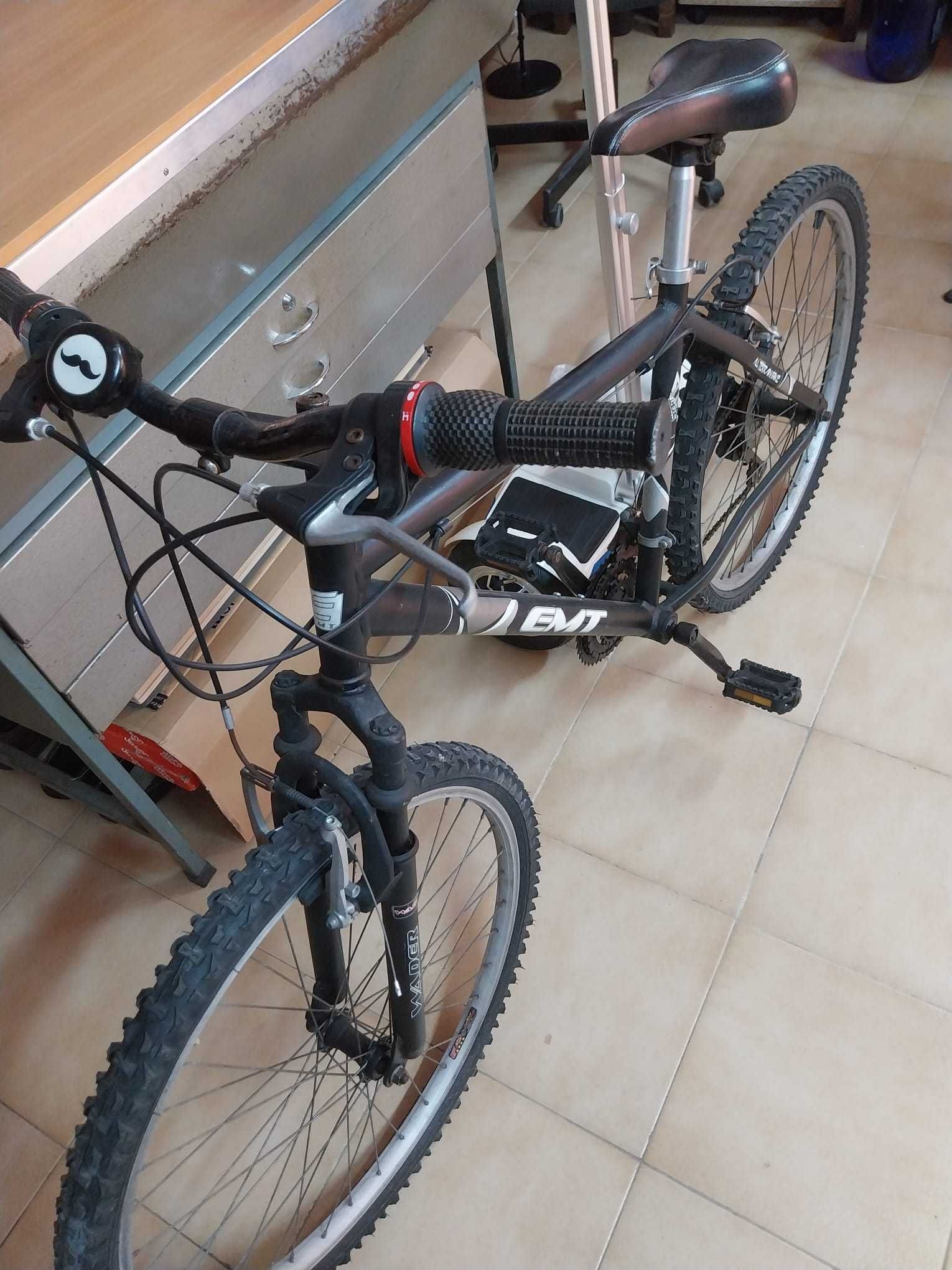 Bicicleta BTT EMT Roda 26