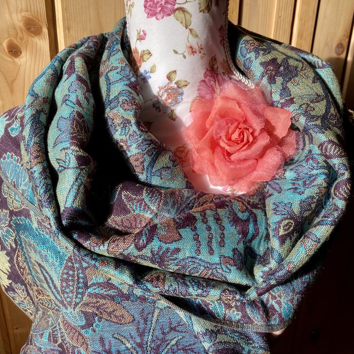 Elegancki szal pashmina
