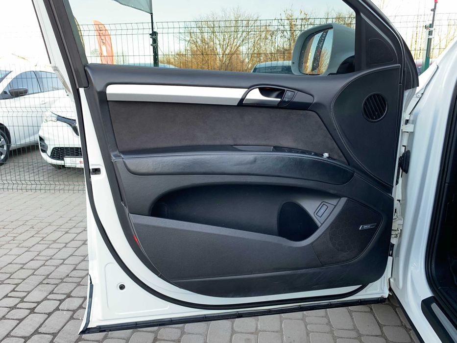 Audi Q7 2011  3.0 4х4