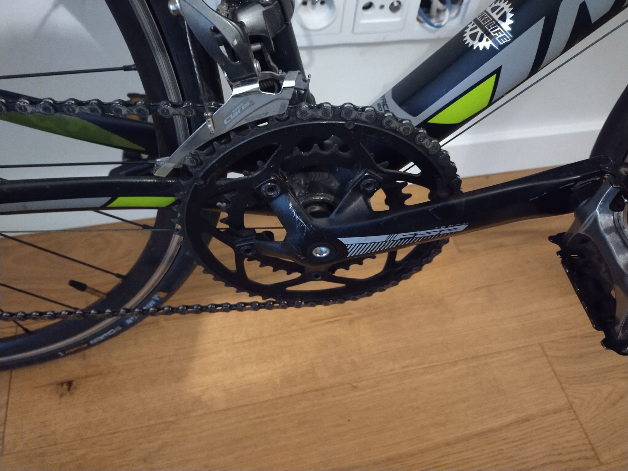 Rower szosowy Merida race 80