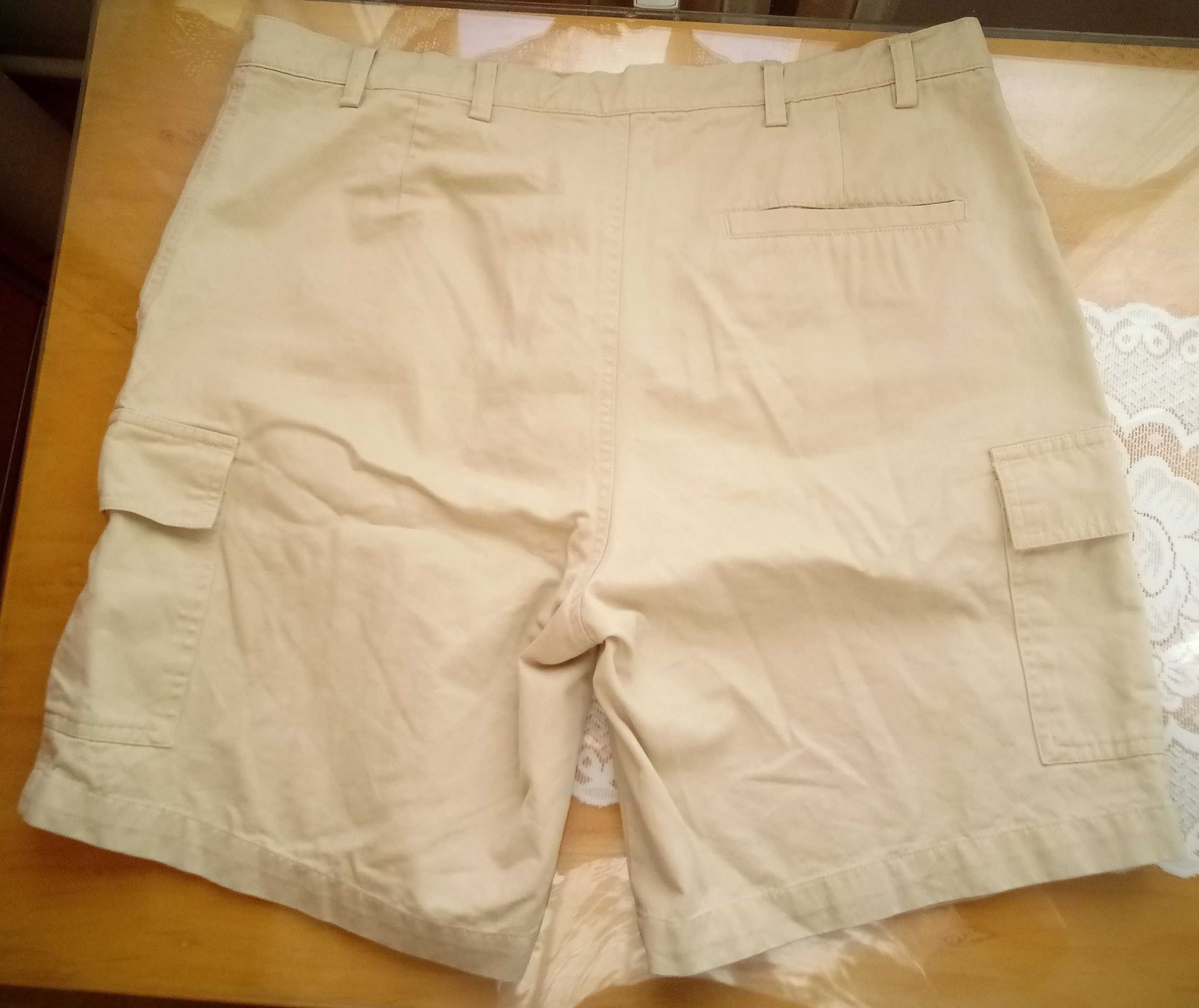 Spodnie krótkie, szorty, beż, Regatta, bawełna, klasyczny krój, r. XL