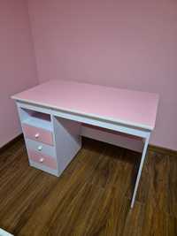 Biurko dla dziewczynki