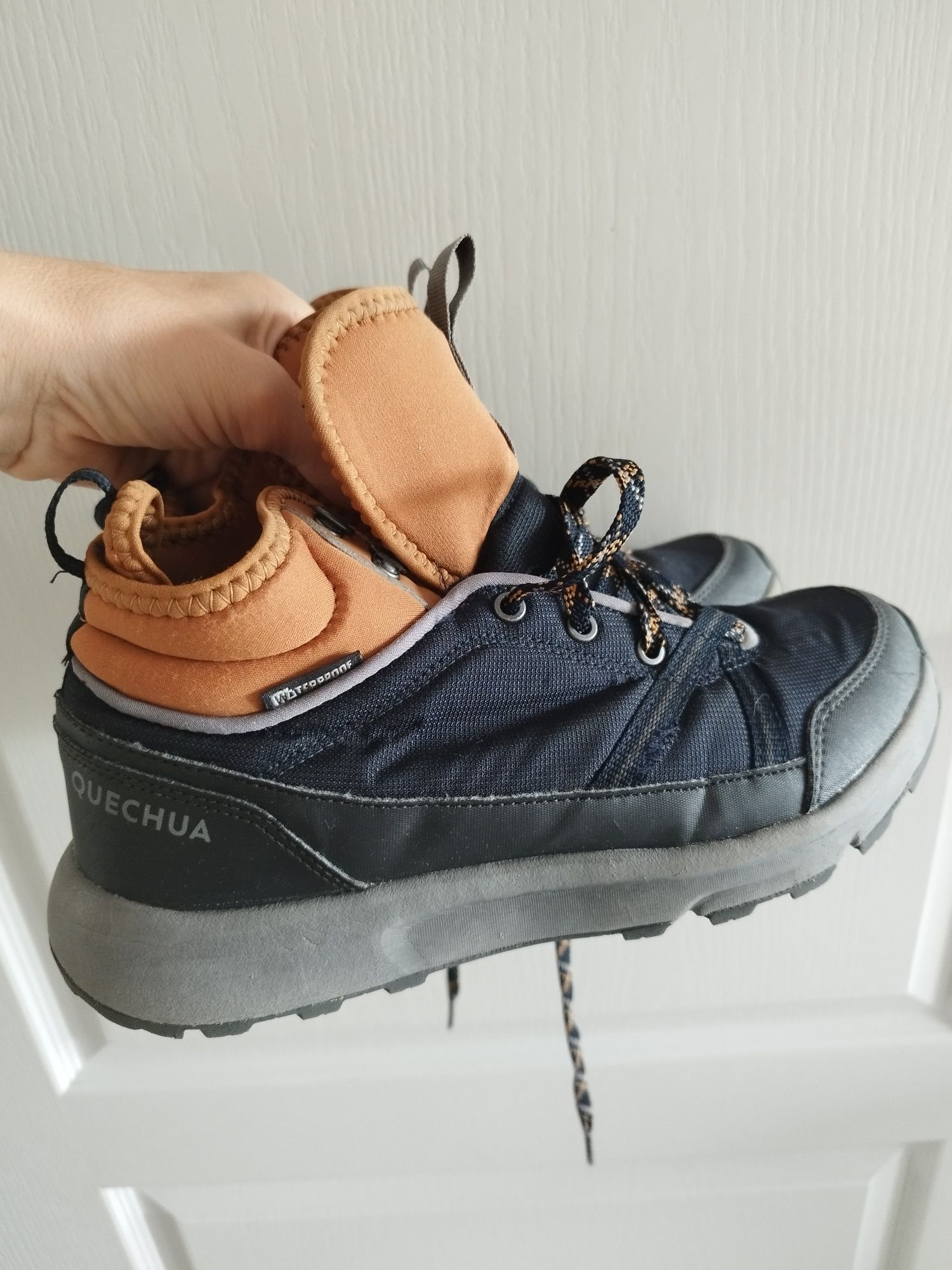 Buty Turystyczne Quechua, rozm. 39