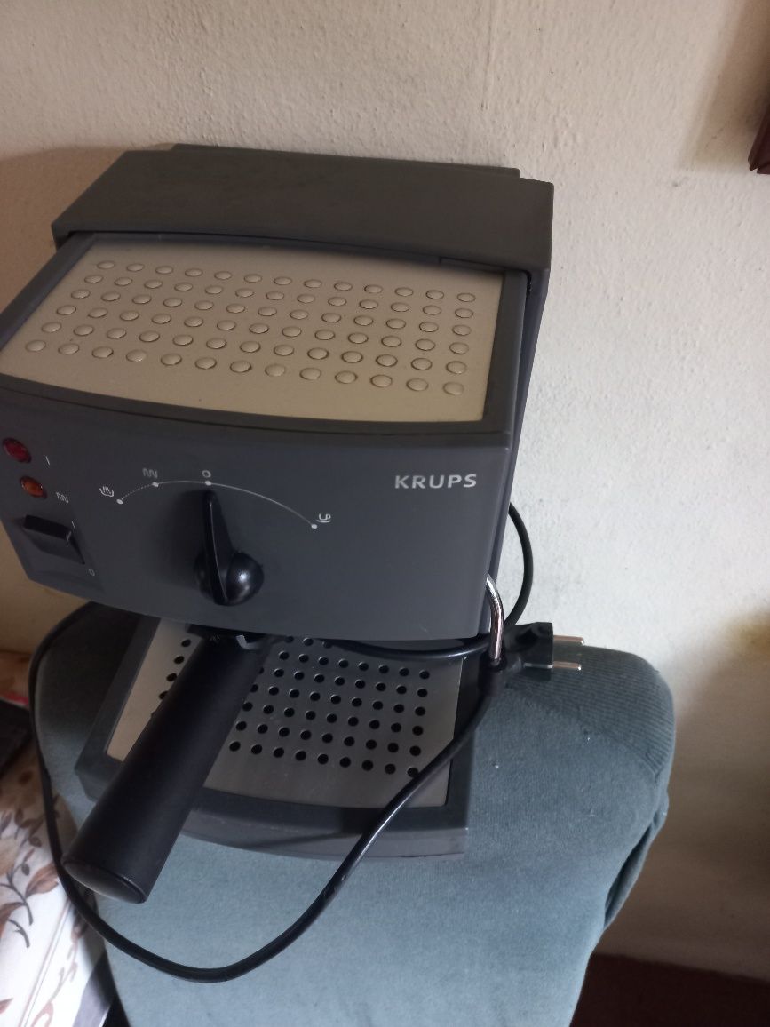 Máquina de café KRUPS