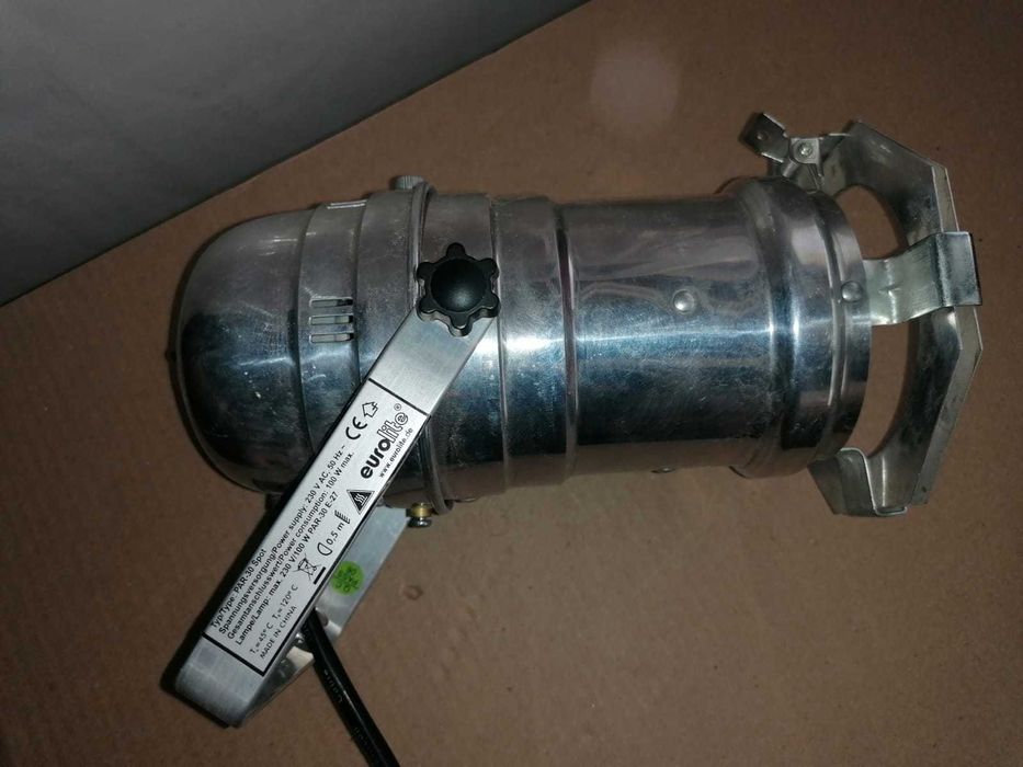 Używany reflektor sceniczny - PAR-30 Spot 1szt