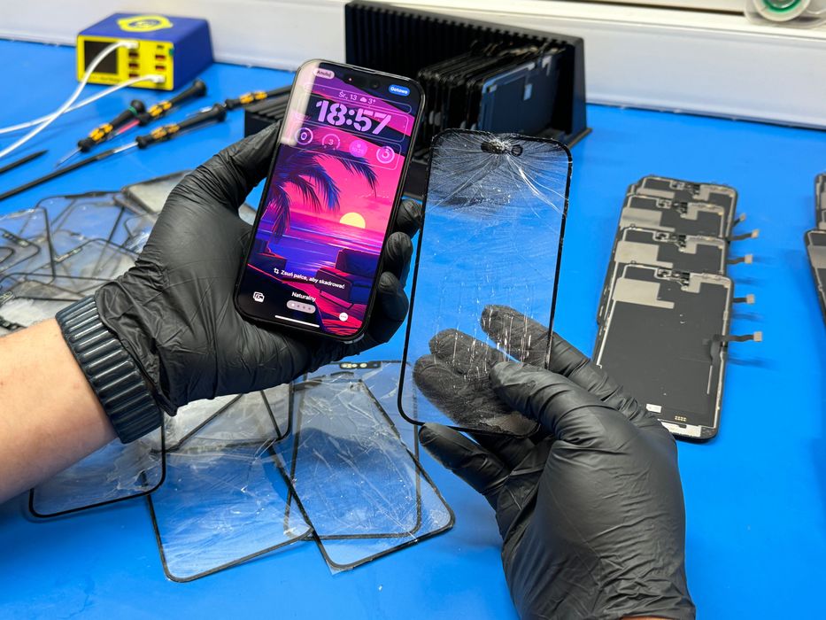 Naprawa Apple iPhone Macbook iPad Watch Certyfikowany Serwis  Kielce