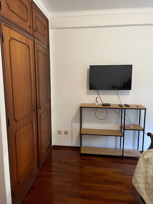 arrenda-se quarto individual