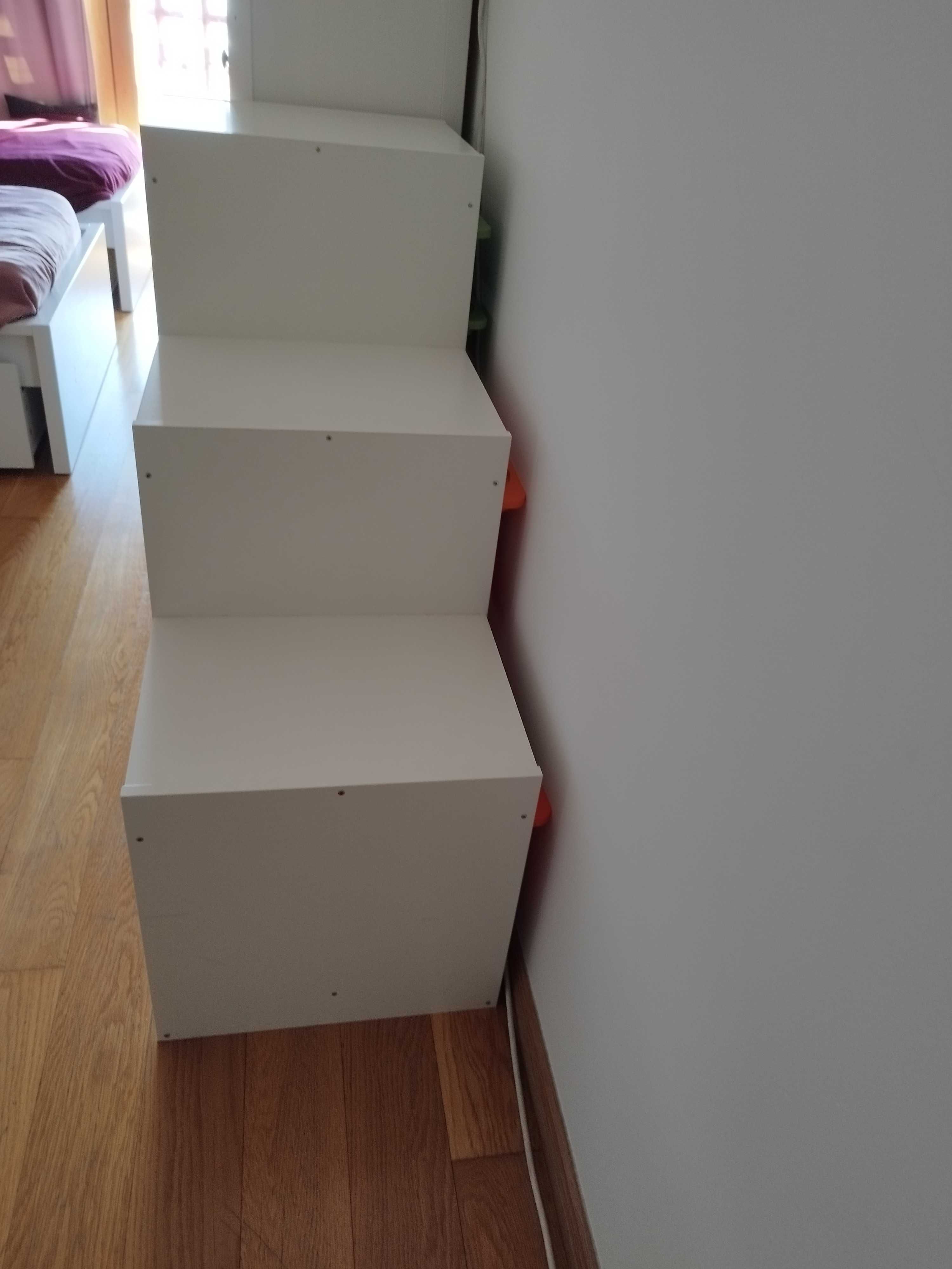 Armário de arrumação  – ideal para brinquedos e acessórios