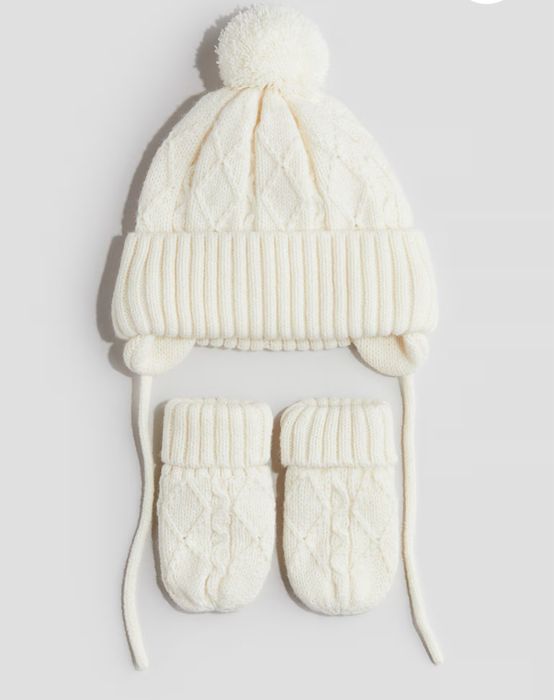 Шапка дитяча. Дитяча шапка. Шапка і рукавички. Комплект дитячий. Шапка