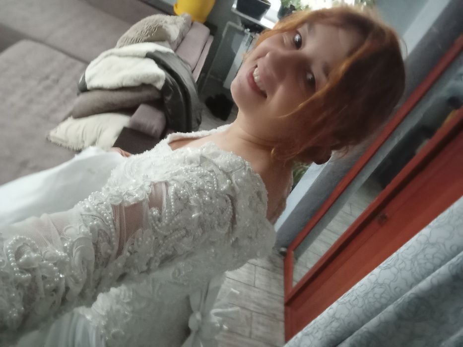 Вінтажна весільна сукня Alfred Angelo.