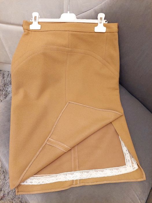 Спідниця брендова N21, 42 розмір