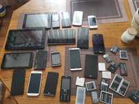 Zestaw telefonów i tabletów