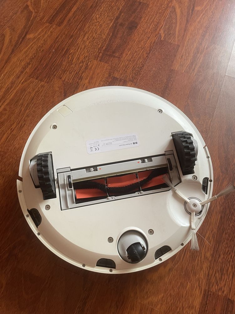 Робот-пылесос Xiaomi mi Vacuum clianer