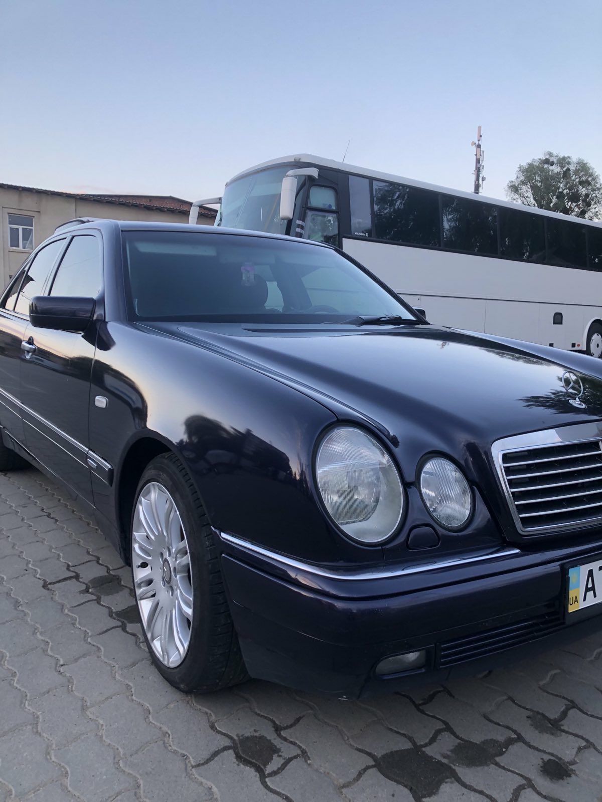 Mercedes Е320 W210 . Газ/бензин