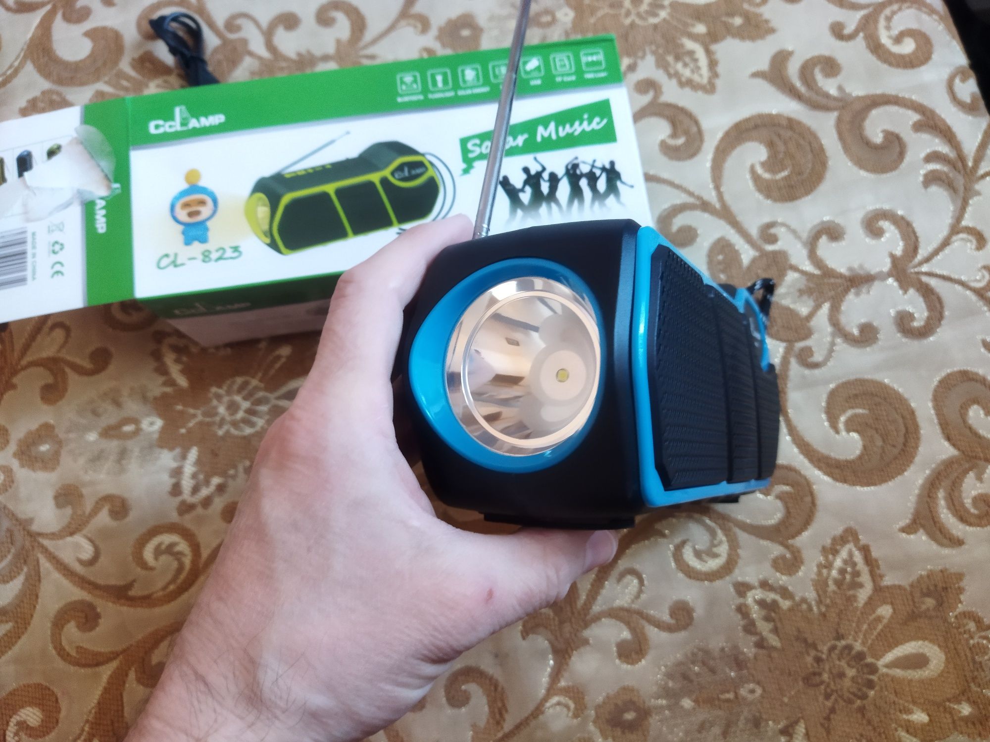 Блютуз колонка, FM радіо, фонарик Cclamp CL-823 solar music.