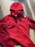 Nike Red Tech Fleece (Dres Sportowy)