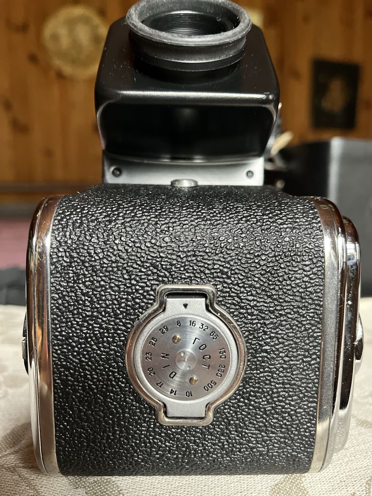 Вінтажний колекційний фотоапарат Київ 88 TTL
