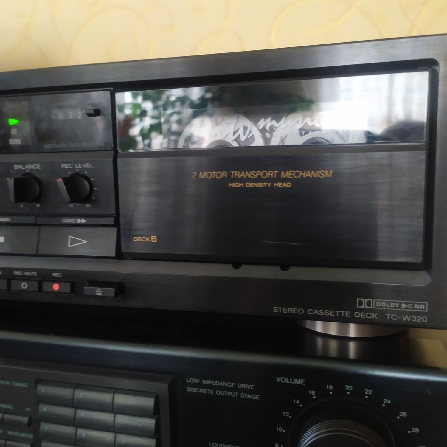 Дека sony TS -W320.