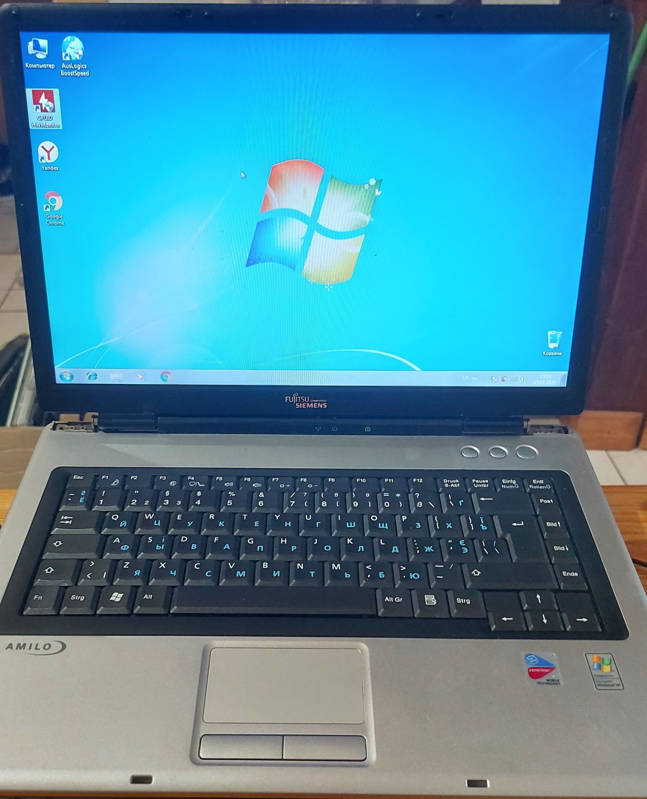 Fujitsu Siemens amilo M1450G