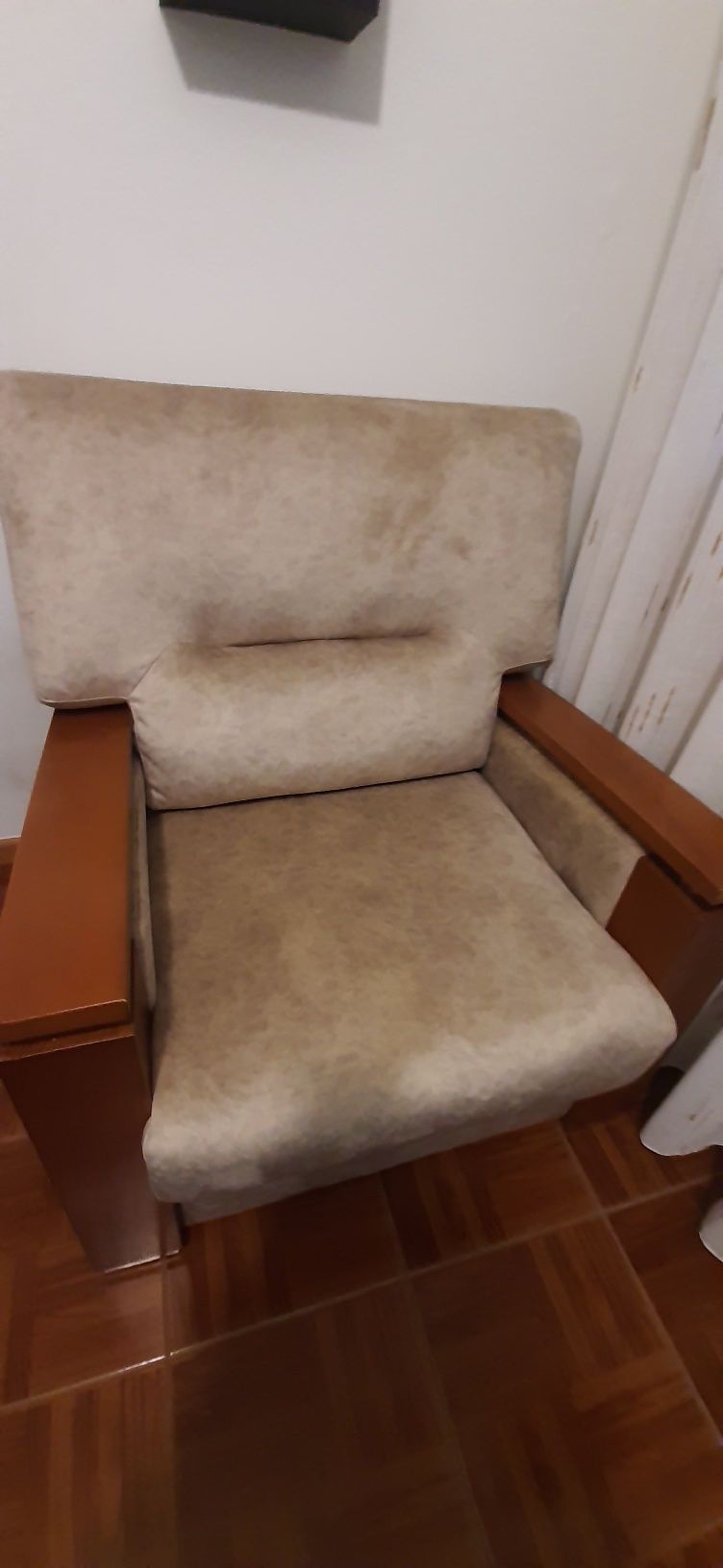 Sofas cerejeira em tecido avelulado