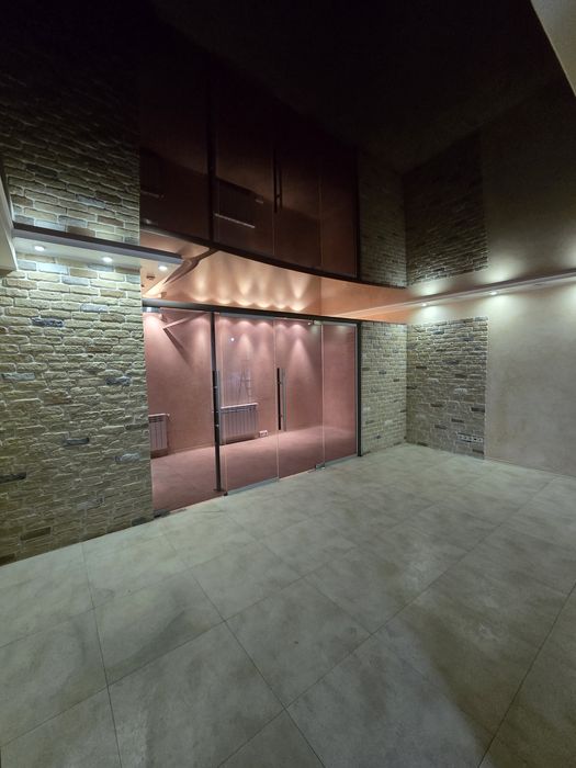 Продаж фасадне приміщення Проспект Богоявленський Театральна