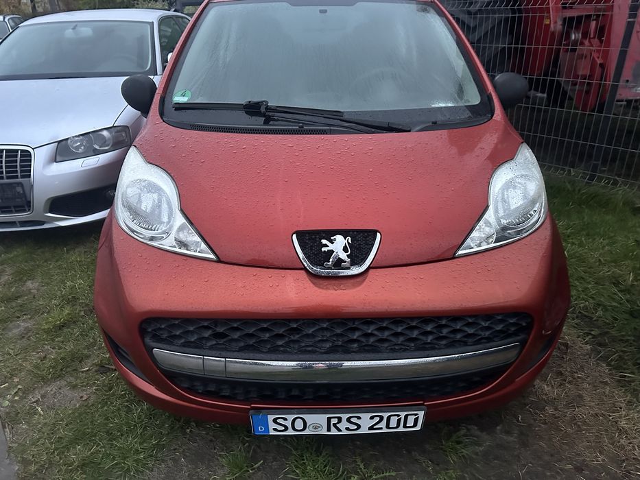 Peugeot 107 1.0 b 2010 rok 124tkm 2 kluczyki opony zimowe sprowadzony