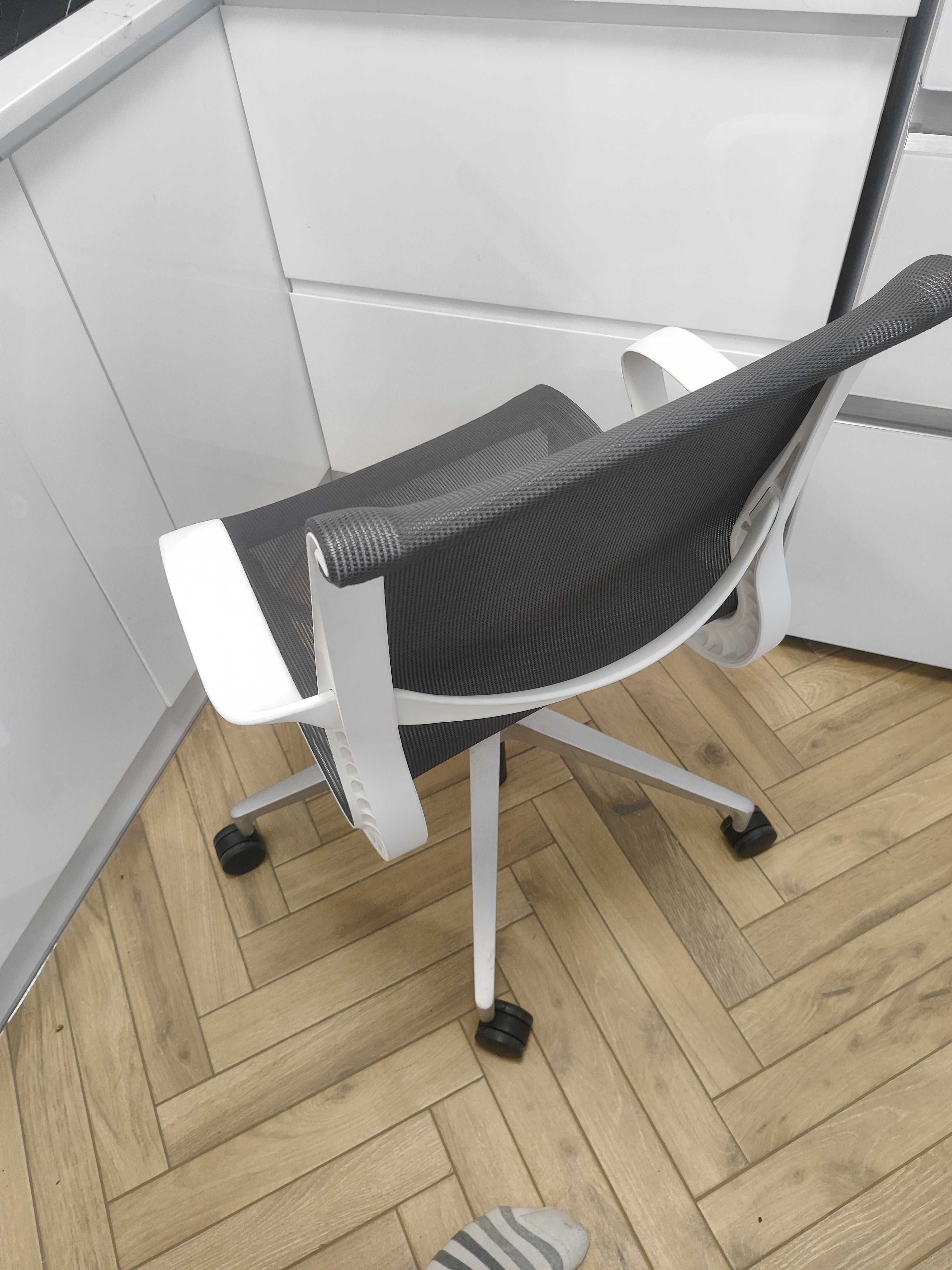 Herman Miller Setu jak NOWY