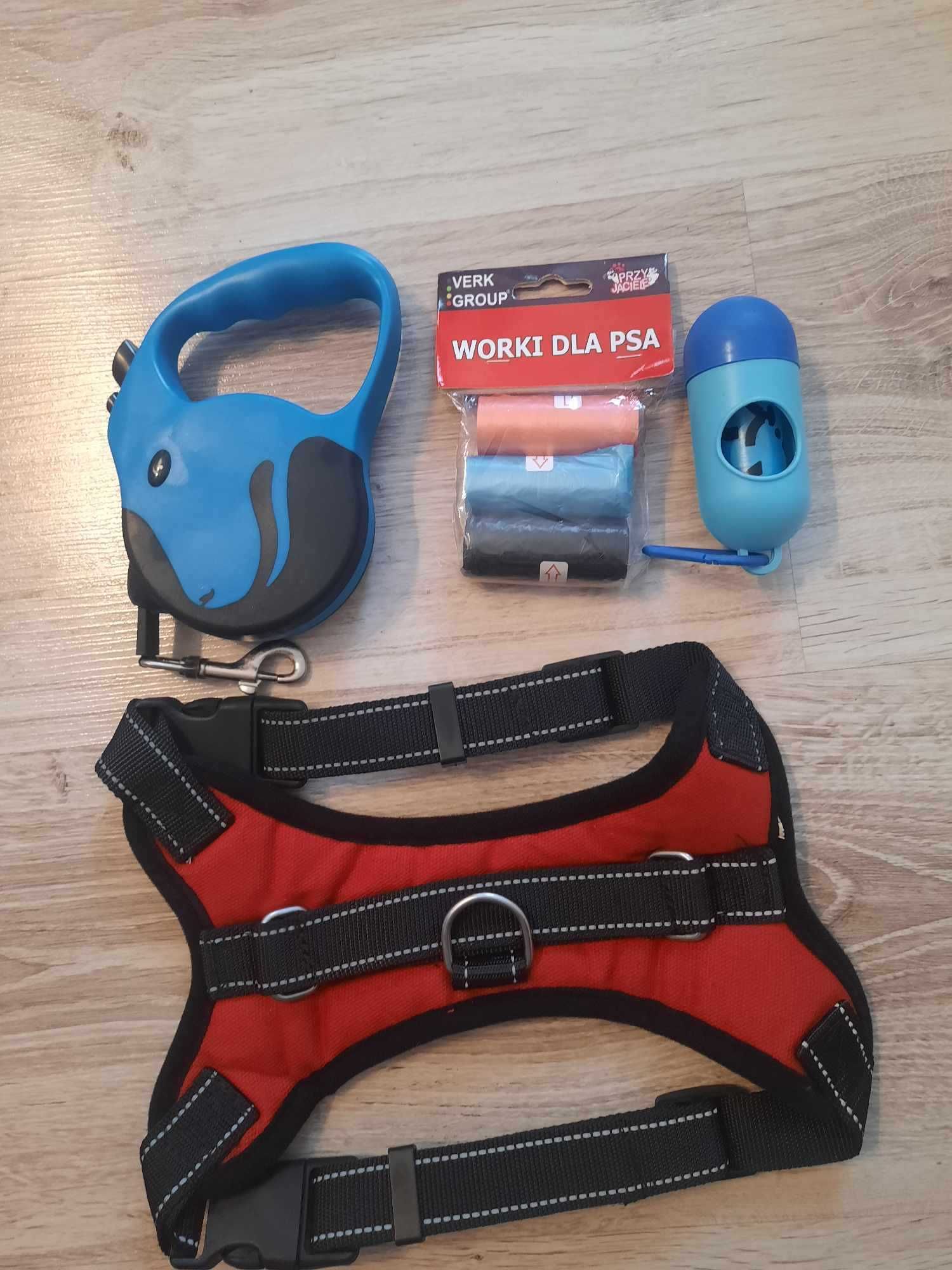 Smycz dla psa 5m 15kg, szelki rozmiar M, etui plus woreczki